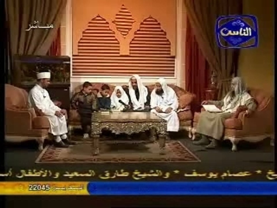 LE SAINT CORAN-ENFANT DE TROIS ANS RECITE LE SAINT CORAN