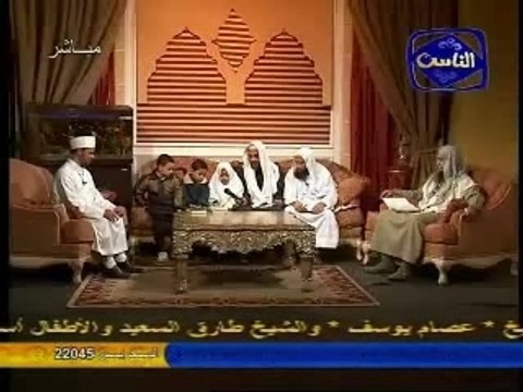 LE SAINT CORAN-ENFANT DE TROIS ANS RECITE LE SAINT CORAN