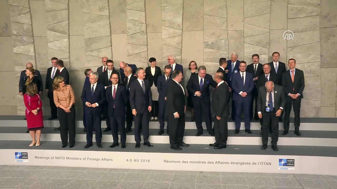 NATO Dışişleri Bakanları toplantısı - Aile fotoğrafı - BRÜKSEL