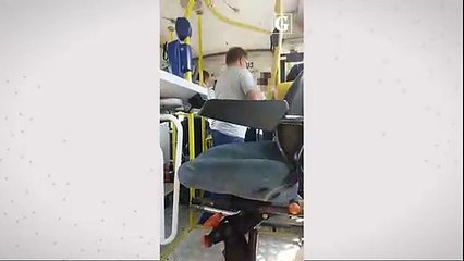 Integrantes do sindicato param ônibus da linha 504 e intimidam motorista e trocador