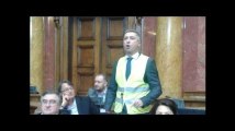 Des gilets jaunes jusqu'au parlement de Serbie