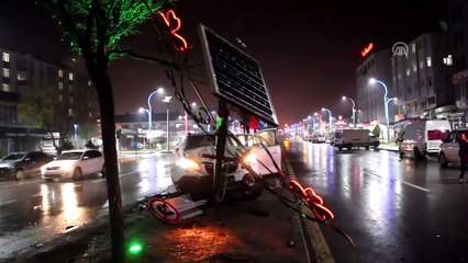 İki araç çarpıştı: 5 yaralı - BİTLİS