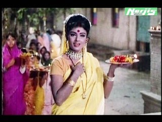 Ganga Maiya Mein Jab Tak Ke Pani Rahe