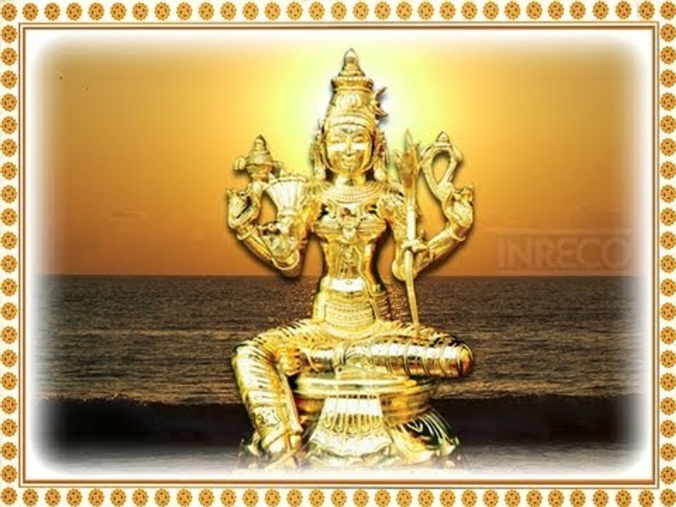 Ulaghinaikakkum - Annai Mookambikaye; K S Chitra Devotional Song