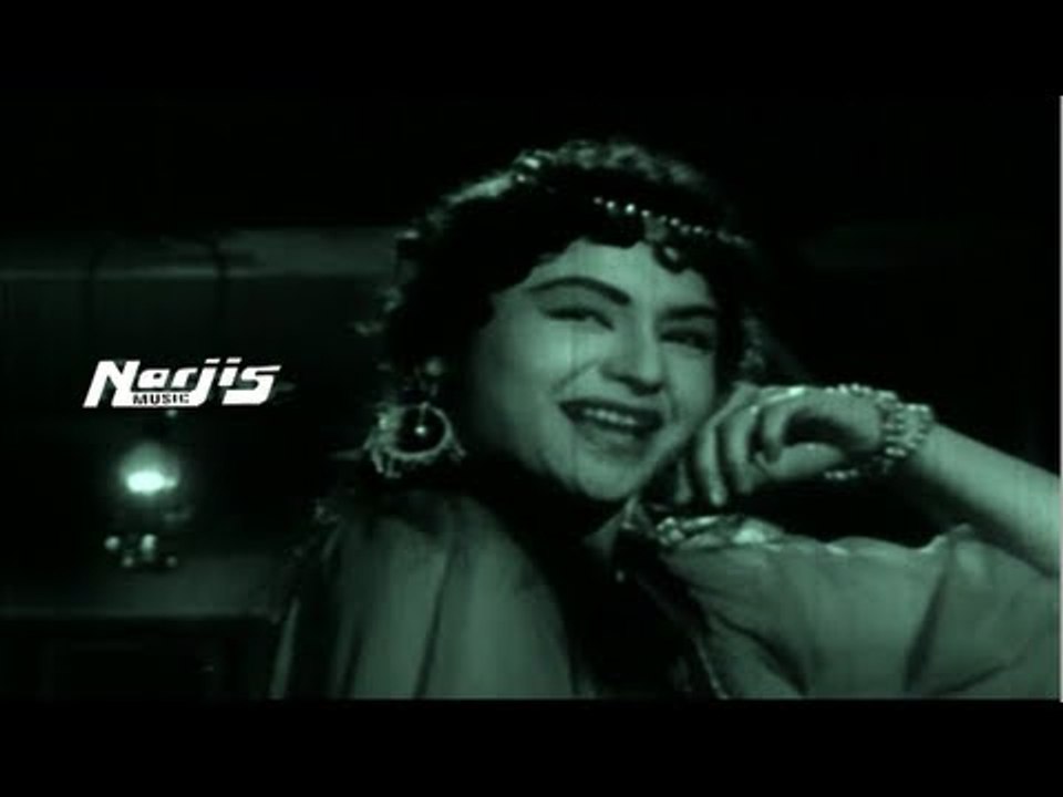 Meri Mehfil Mein Aake