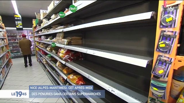 Gilets jaunes : Les images impressionnantes de certains supermarchés totalement vides ! Regardez