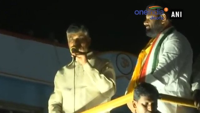 Telangana elections 2018: డిపాజిట్లు కూడా రావు అని తెరాస భయం: రోడ్ షో లో చంద్రబాబు| Oneindia Telugu