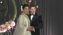 Priyanka-Nick shine bright at their Delhi wedding reception | OneIndia News