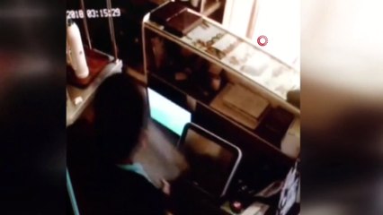 Fatih’te yazar kasa hırsızı yakalandı