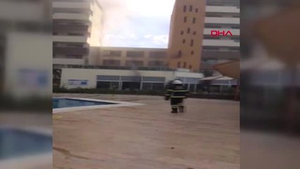 Hatay Termal Otelde Yangın Çıktı, Kalanlar Tahliye Ediliyor