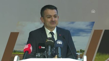Pakdemirli: "Milli Ekonomimizin Temeli Ziraat, Ziraatın Temeli de Topraktır"
