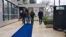 Bıçaklı soygun! Kasiyere dehşeti yaşattı