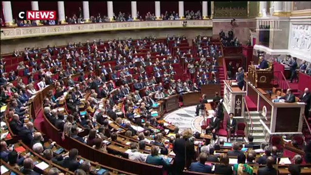 Gilets jaunes : le gouvernement pourrait renoncer à la hausse des taxes