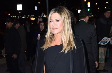 Jennifer Aniston 'burst into tears' after recording song for Dumplin'