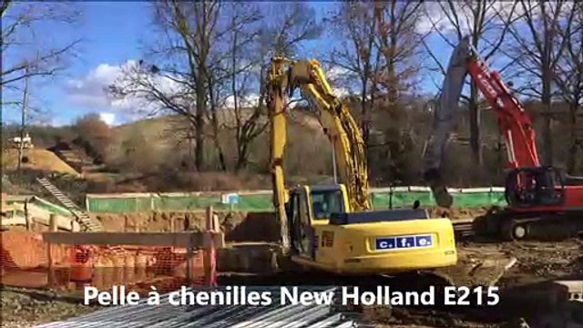 Pelle à chenilles longue portée New Holland E215 LC (3 balanciers) - Machine CFE Location