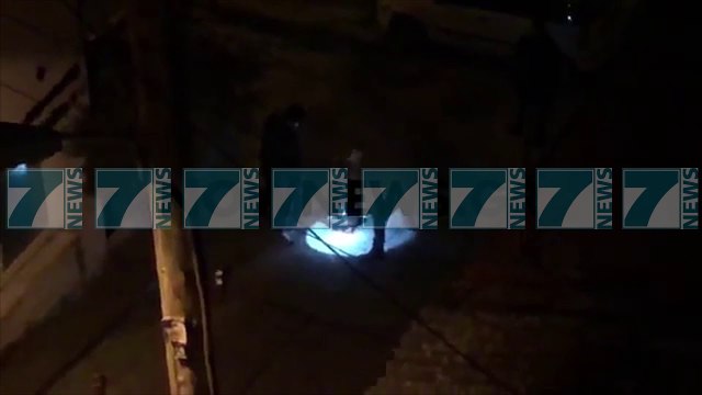VRITET SHQIPTARI NE GREQI, 18 VJEÇARI U QELLUA ME ARME - News, Lajme - Kanali 7