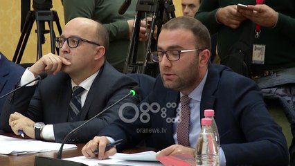 Ora News - Vettingu i politikës kthen opozitën në Kuvend, votohet në dhjetor