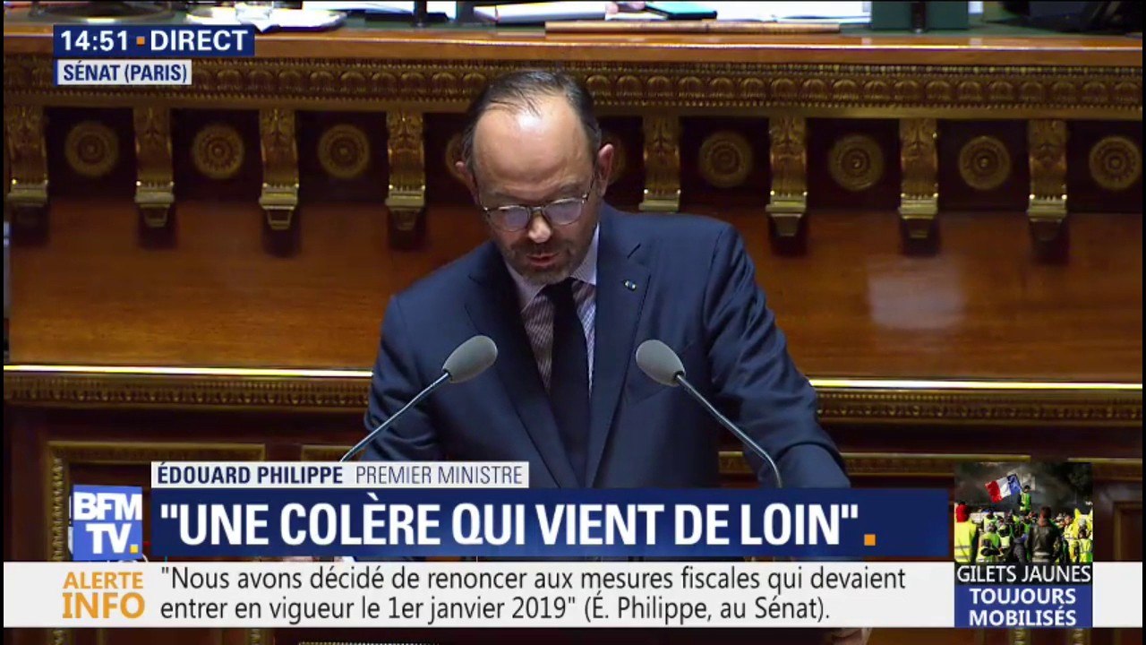 Edouard Philippe se dit "prêt à examiner les mesures qui permettraient d’augmenter" le SMIC