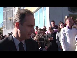 Ora News - Studentët në protestë, kërkojnë anulimin e tarifës për provimet e prapambetura