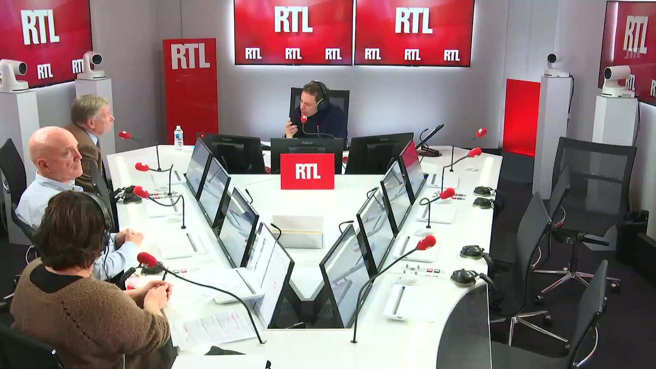 "Gilets jaunes" : "La 2e bataille de l'opinion commence mal pour le gouvernement", dit Duhamel