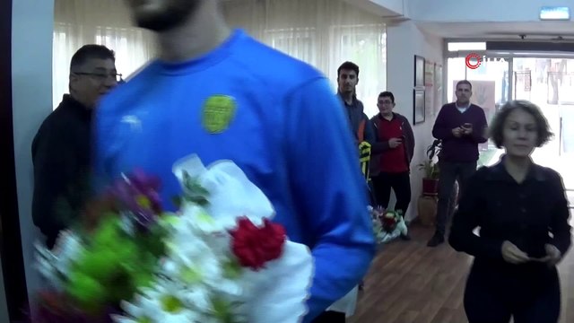 MKE Ankaragücü futbolcularından örnek davranış