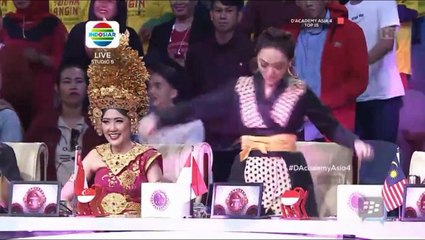 waooo uyaina jago ngerep