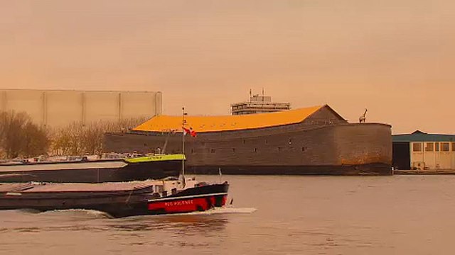 Ricostruita la vera Arca di Noé: quando la Bibbia entra nel dibattito sul cambiamento climatico