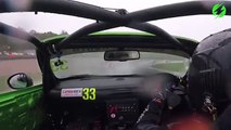 Vivez une collision incroyable en pleine course de voiture, de l'interieur