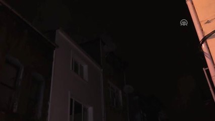 Fatih'te 4 Katlı Binada Yangın