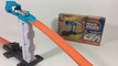 Hot Wheels Lift and Launch Track Builder System - Toy Review Unboxing || Keith's Toy Box
