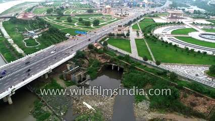 Flying over Ashok Marg and Gomti Barrage bridge in Lucknow