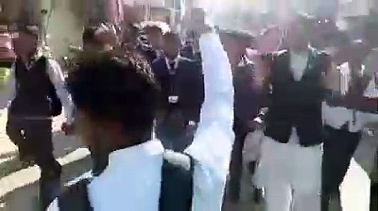 KIA YE BHI MOLVI HAIN