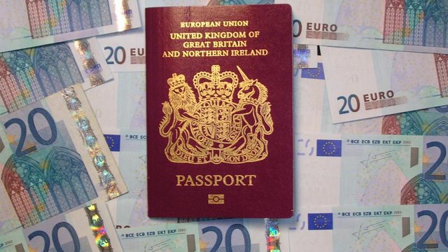 Великобритания отменяет золотые визы