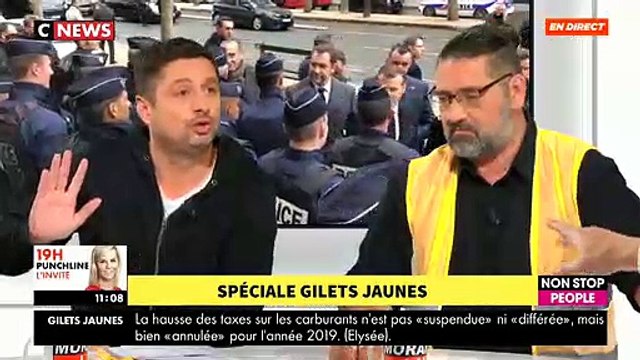 Le chroniqueur Karim Zeribi pousse un coup de gueule contre le député LREM Didier Martin: Vous êtes dans une bulle! - VIDEO