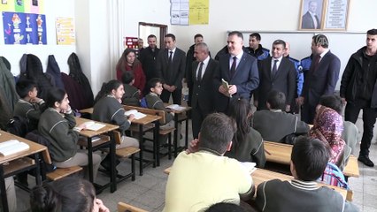 Hakkari'de 'Bir kitap bir insan' kampanyası