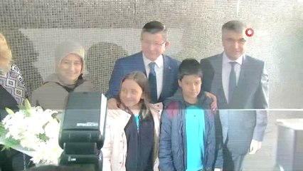 Eski Başbakan Ahmet Davutoğlu Karabük'te