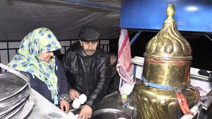 Kendileri üşüse de müşterilerinin içini ısıtıyorlar - ADIYAMAN