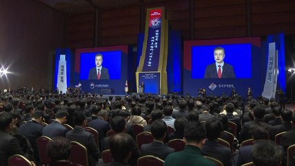 수출 새 역사...잔칫날에도 웃지 못하는 무역업계 / YTN