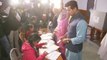Rajasthan Election 2018: Minister Rajyavardhan Rathore casts his vote | OneIndia News