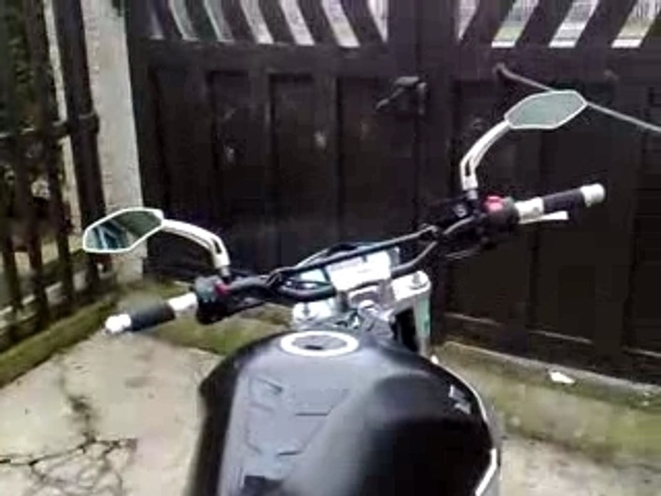 suzuki gsr600: modifications