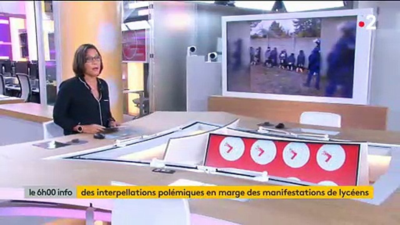 Polémique : Des dizaines d'élèves, à genoux mains sur la tête, certains la tête contre le mur, sous la surveillance de policiers armés - Vidéo