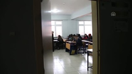 Şampiyon Ahmet" Engel Tanımıyor