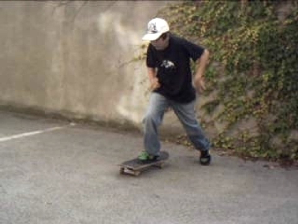 fakie heelflip
