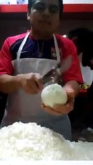 Mais qui coupe des oignons comme lui????