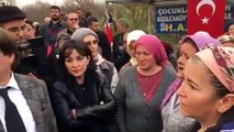 VİDEO | Vali Yardımcısı'ndan köylülere: Bir şey olmaz ya, biber gazından nolacak!