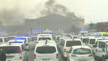 من مظاهرات فرنسا لجنازة بوش الأب.. أبرز مشاهد الأسبوع