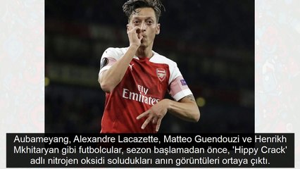 Arsenal'da Mesut Özil ve futbolcular uyuşturucu içerken görüntülendi