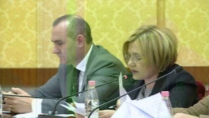 Rrëzohet “Vettingu i politikës” - Top Channel Albania - News - Lajme