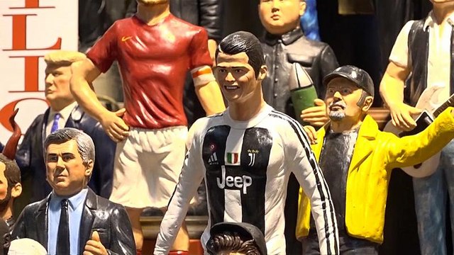 Presépios onde Cristiano Ronaldo também figura