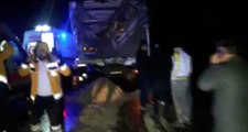 Diyarbakır'da Yolcu Otobüsü ile Kamyon Çarpıştı: Ölü ve Çok Sayıda Yaralı Var